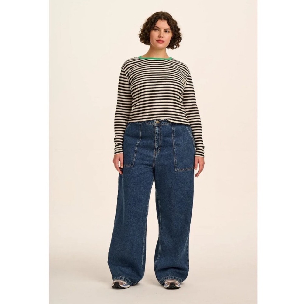 Lucy and Yak Delores Wide Leg Denim Jeans in Mid Wash Blue